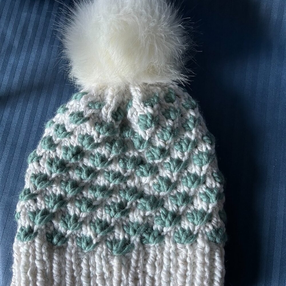 NWOT Hand Made White and Turquoise Lotus Flower Beanie/Hat - Picture 6 of 11